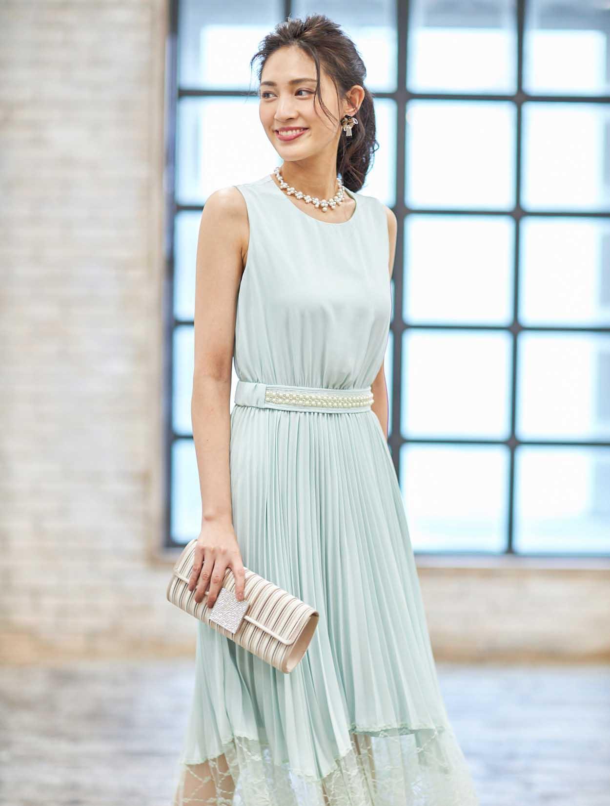 プリーツミモレ丈ドレス(グリーン)